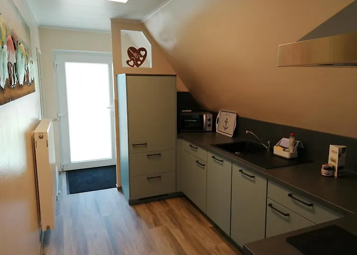 May Home * Schashagen